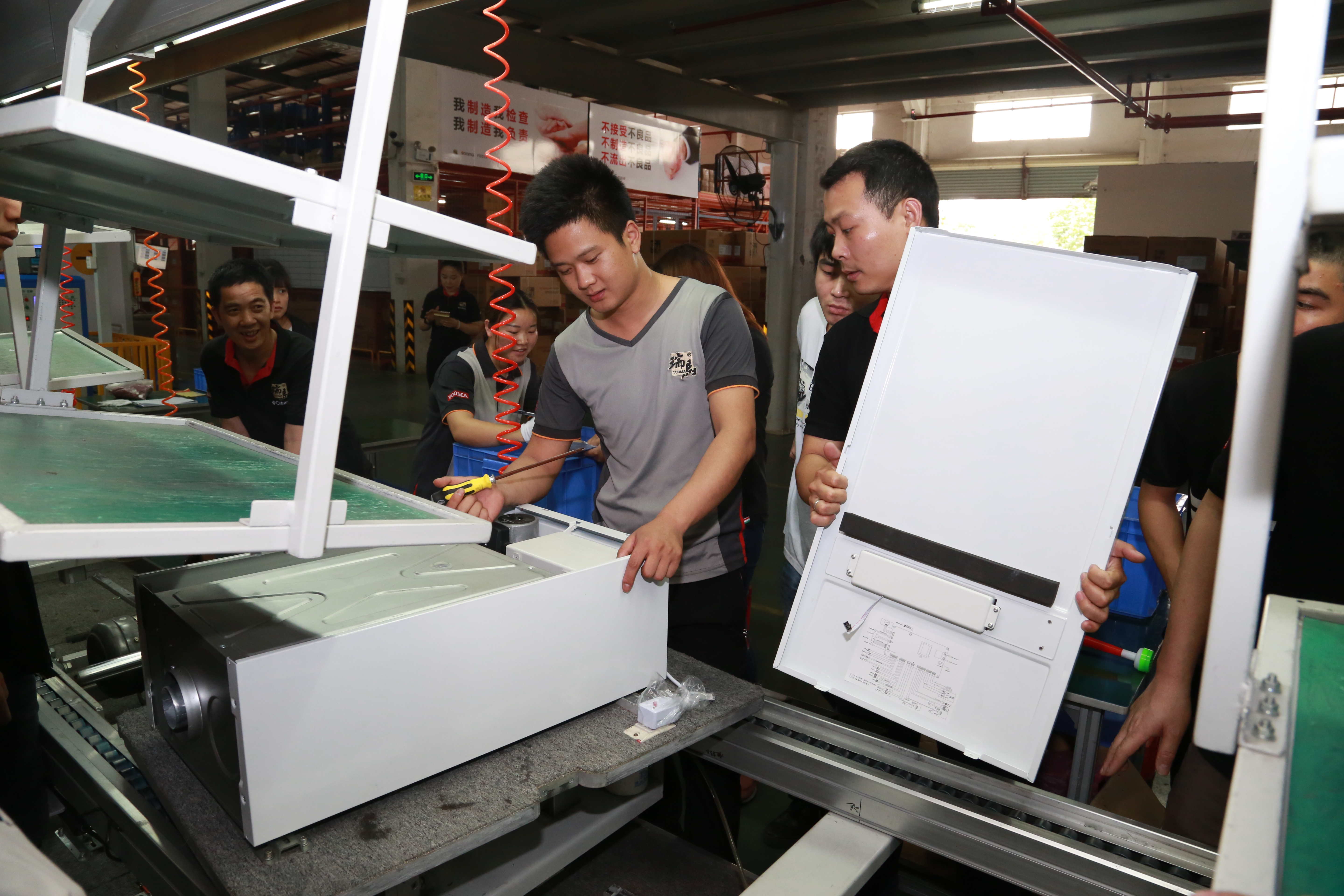 瑞馬壁掛爐廠家品質(zhì)如何？今天小馬哥帶您走近了解！